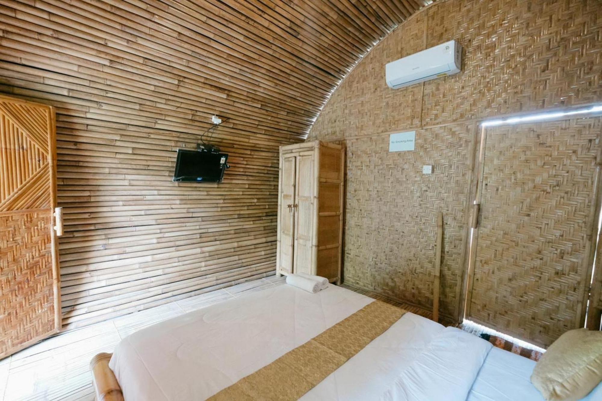 Cici Bungalow Senggigi Mangsit Exterior photo