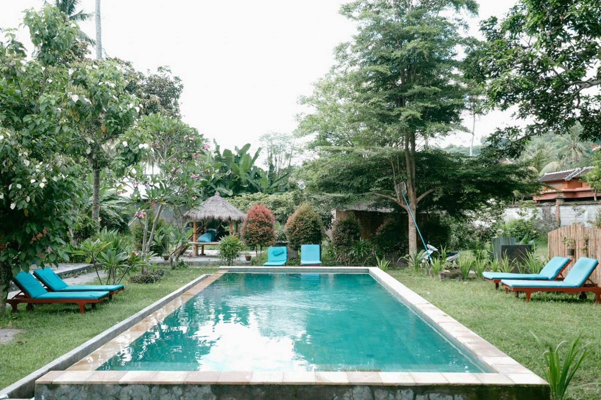Cici Bungalow Senggigi Mangsit Exterior photo