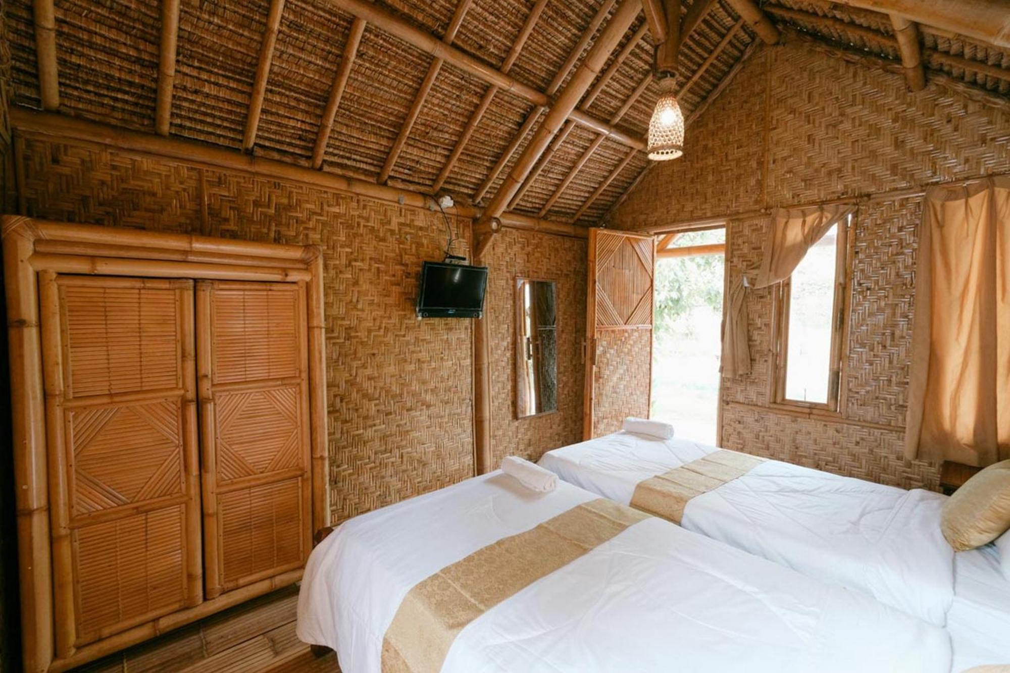 Cici Bungalow Senggigi Mangsit Exterior photo